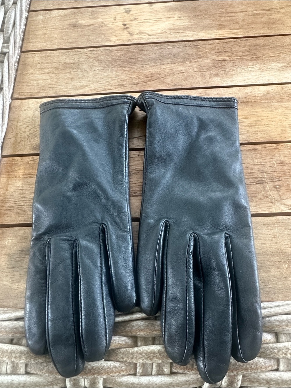 Vintage Black Leather Women’s Gloves S